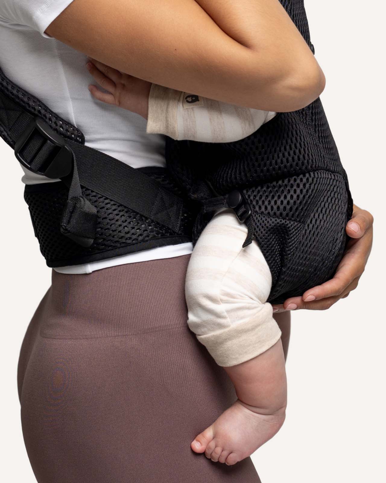 BABYGO® AirMesh™ Baby Carrier - Image 6