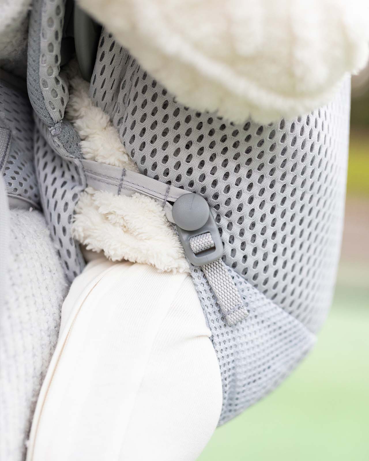 BABYGO® AirMesh™ Baby Carrier - Image 6
