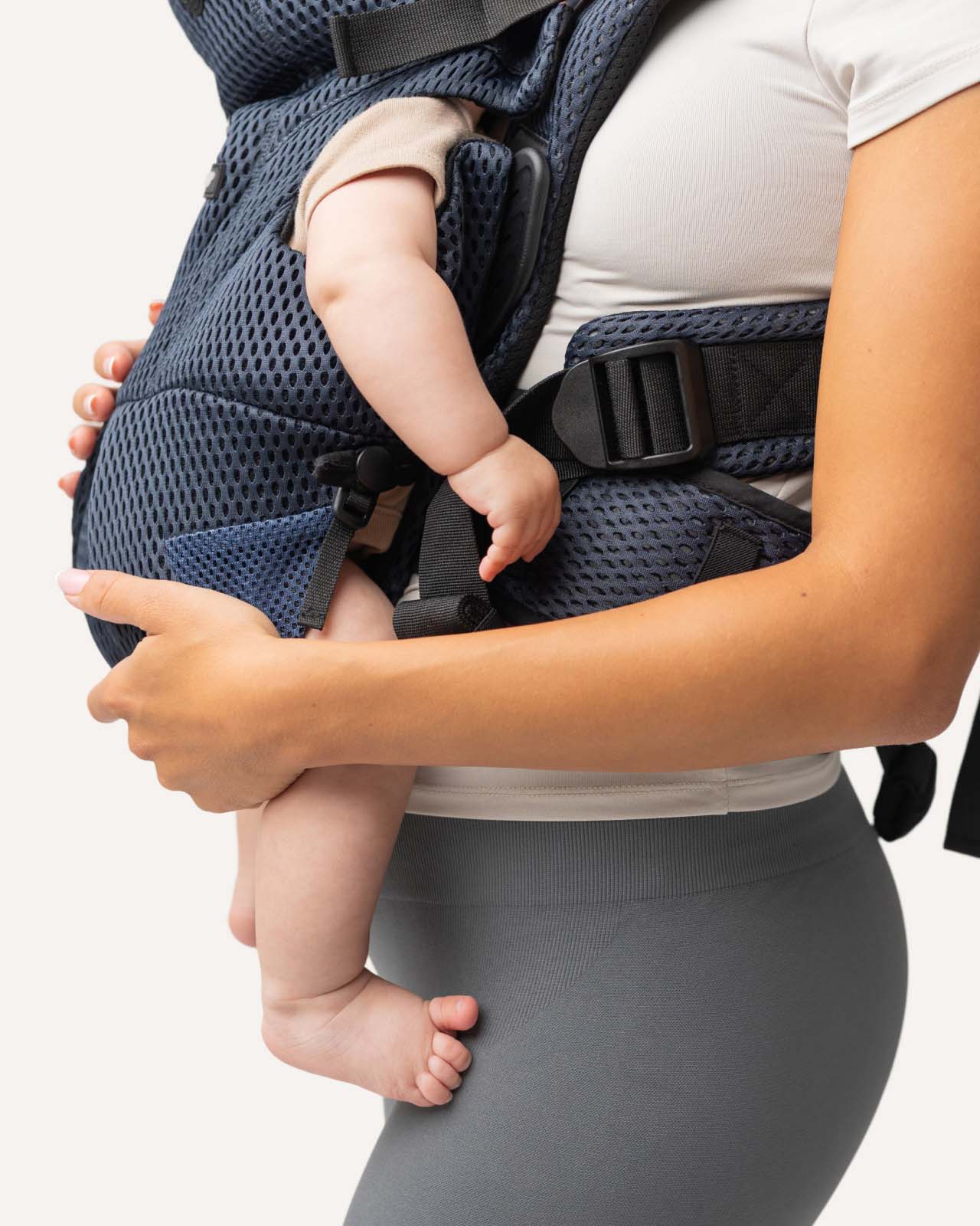 BABYGO® AirMesh™ Baby Carrier - Image 6