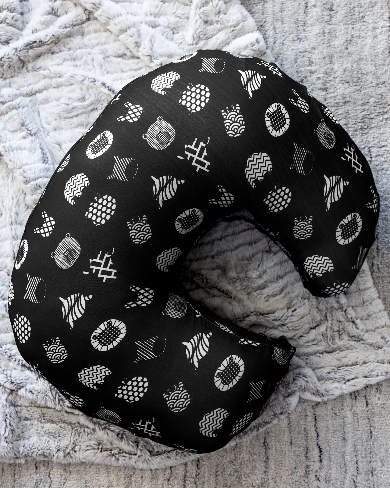 BABYGO® Sensory Nursing Pillow Cover - Image 2