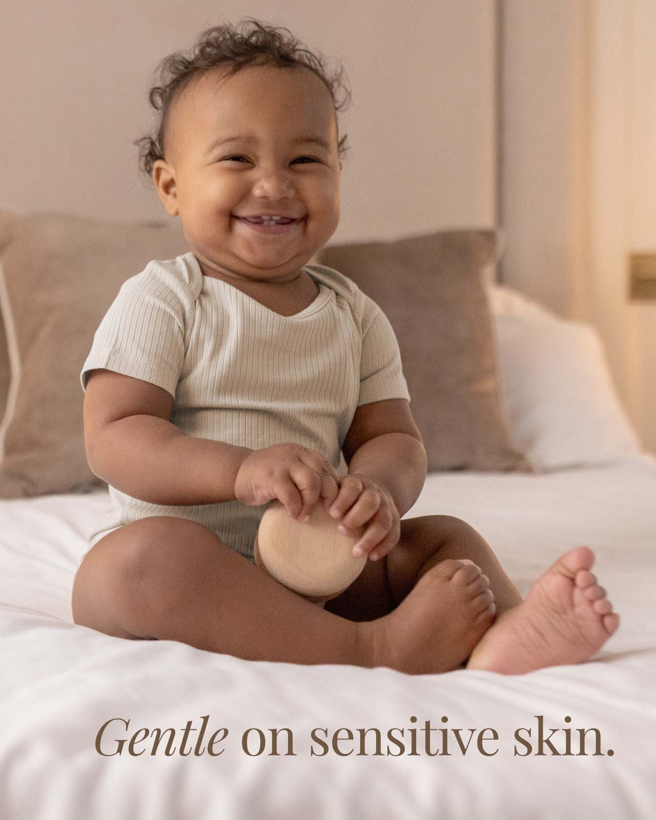 BABYGO® Short Sleeve Baby Bodysuit | 2 Pack - Image 4