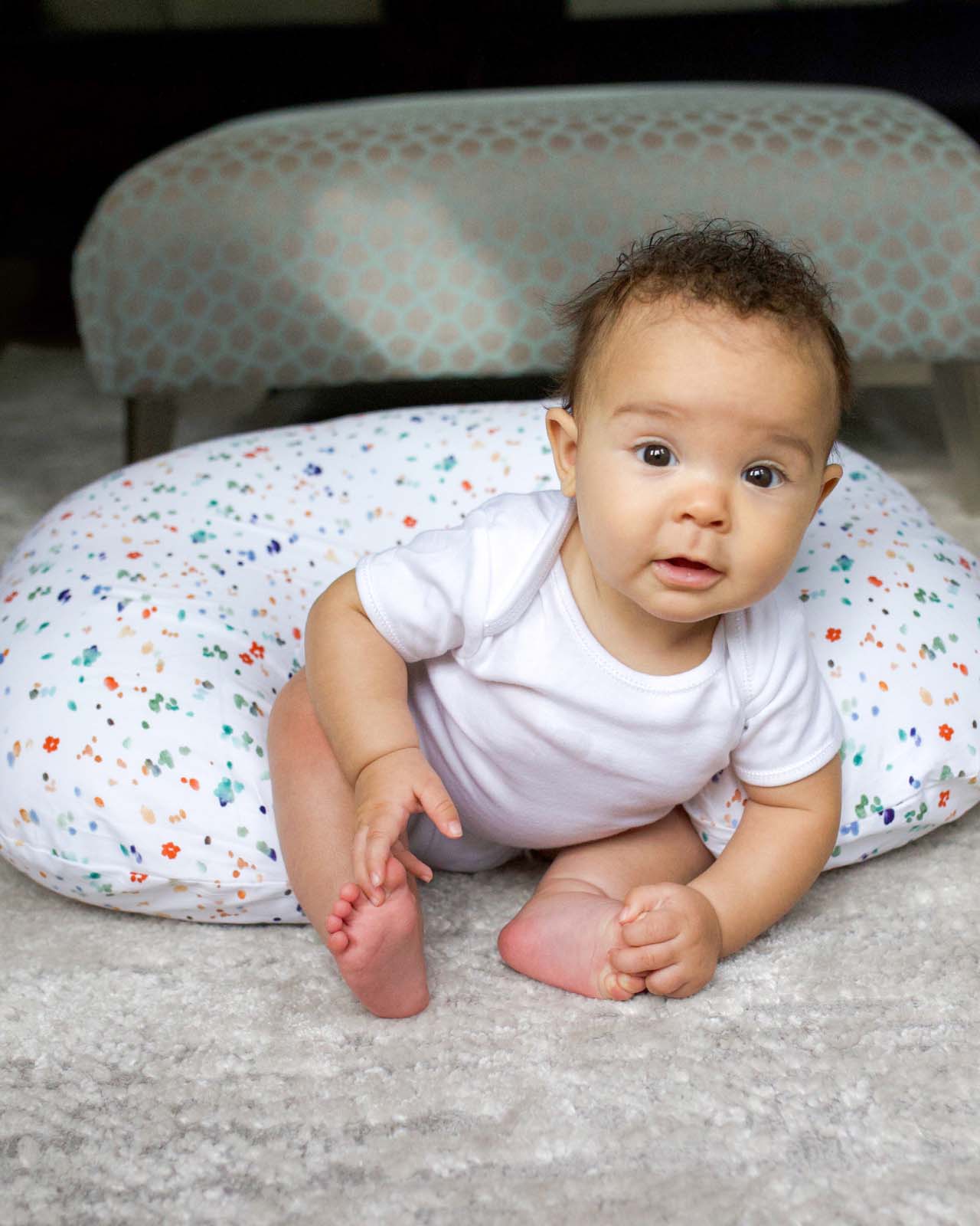 BABYGO® Splatter Nursing Pillow - Image 4